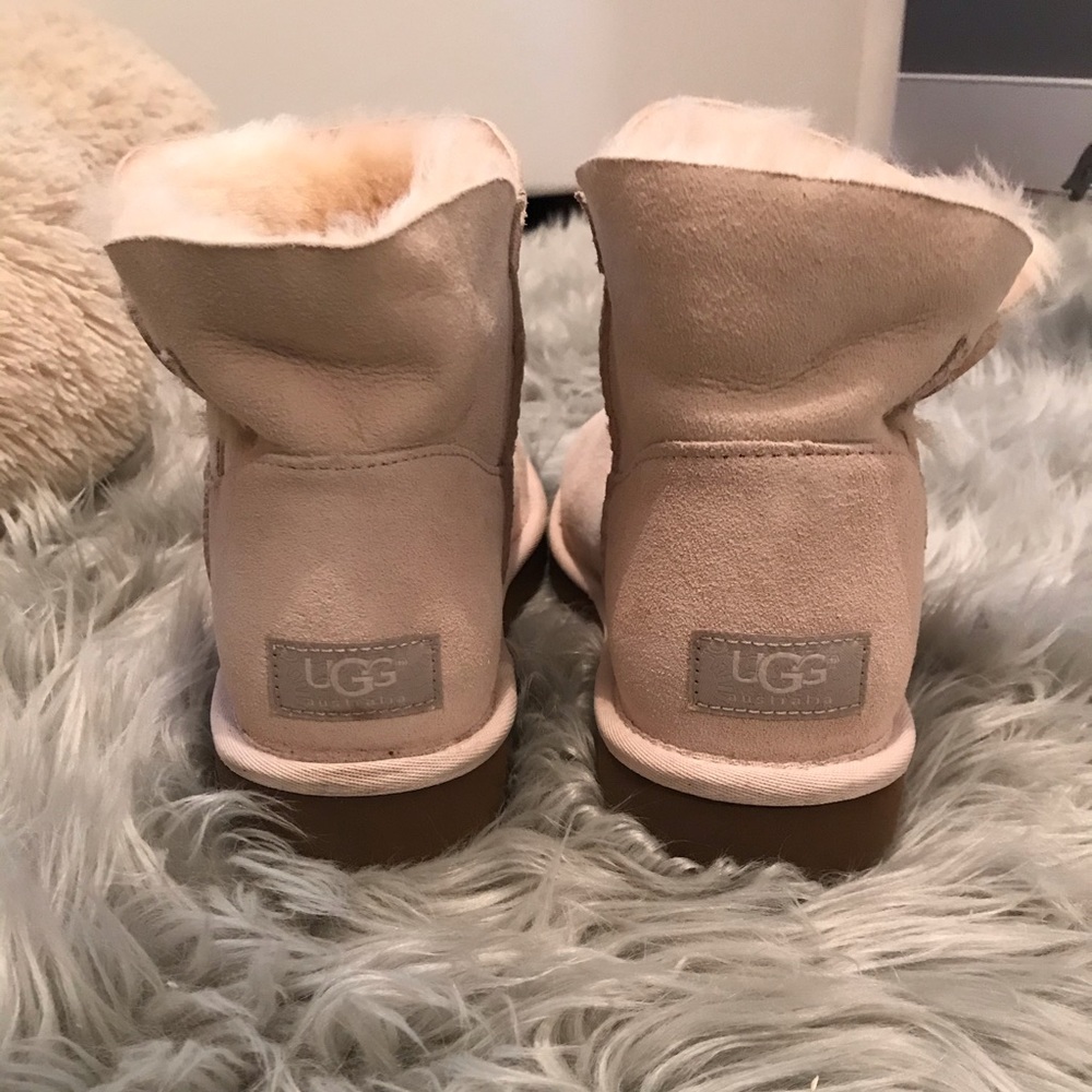 Women’s Classic Mini UGG Boot